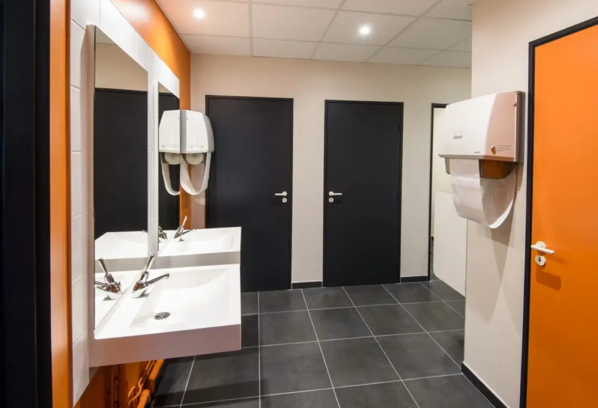 Bj Amenagements Menuisier A Saint Pryve Saint Mesmin Plomberie 3